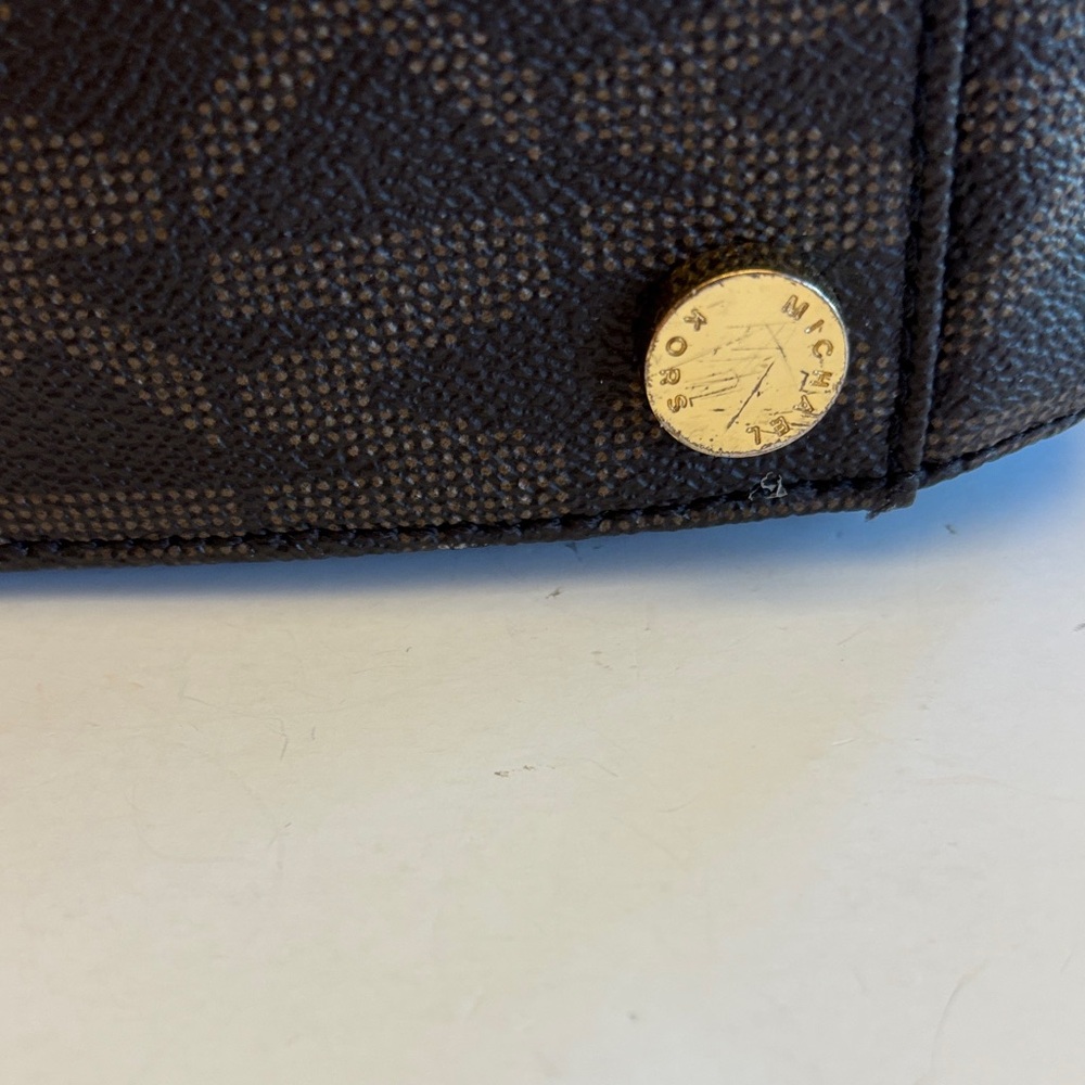 Michael Kors Logo Satchel NO CALL OUTS 13” x 10” x 6” Deep - Picture 8 of 10
